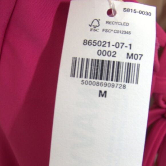 NWT Old Navy Ruffle V-Neck Raspberry Tart One Piece One-Piece Swimsuit Size M - Picture 6 of 7